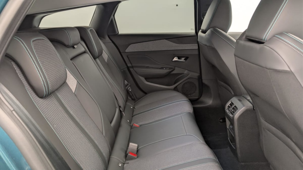 PEUGEOT 308 SW PureTech 130ch S S BVM6 Allure - ref: 1-367033 - Photo 10