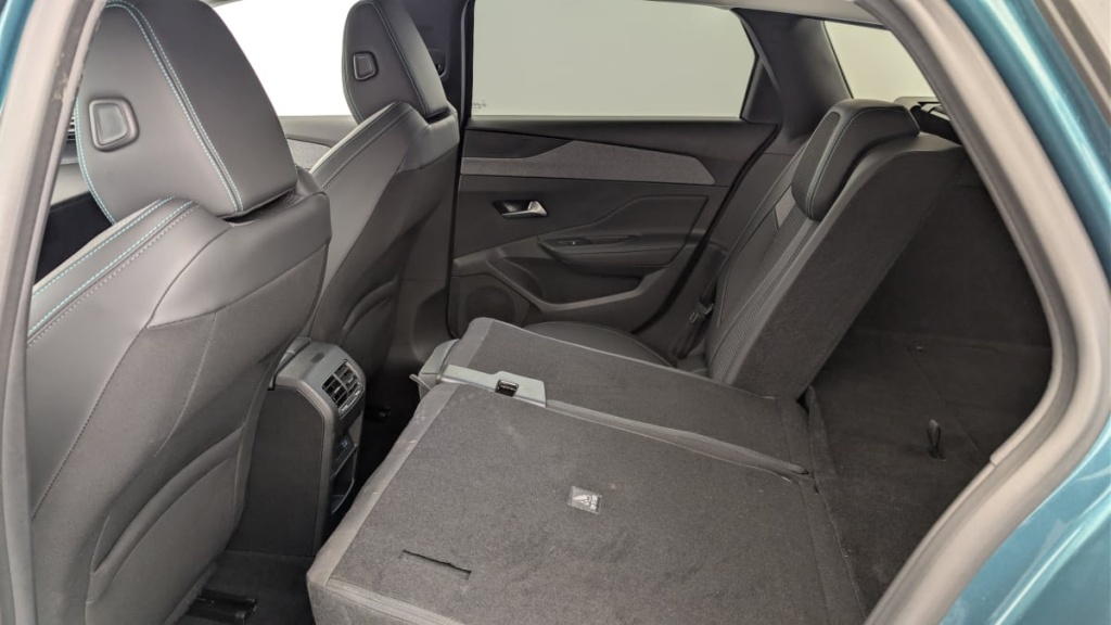 PEUGEOT 308 SW PureTech 130ch S S BVM6 Allure - ref: 1-367033 - Photo 12