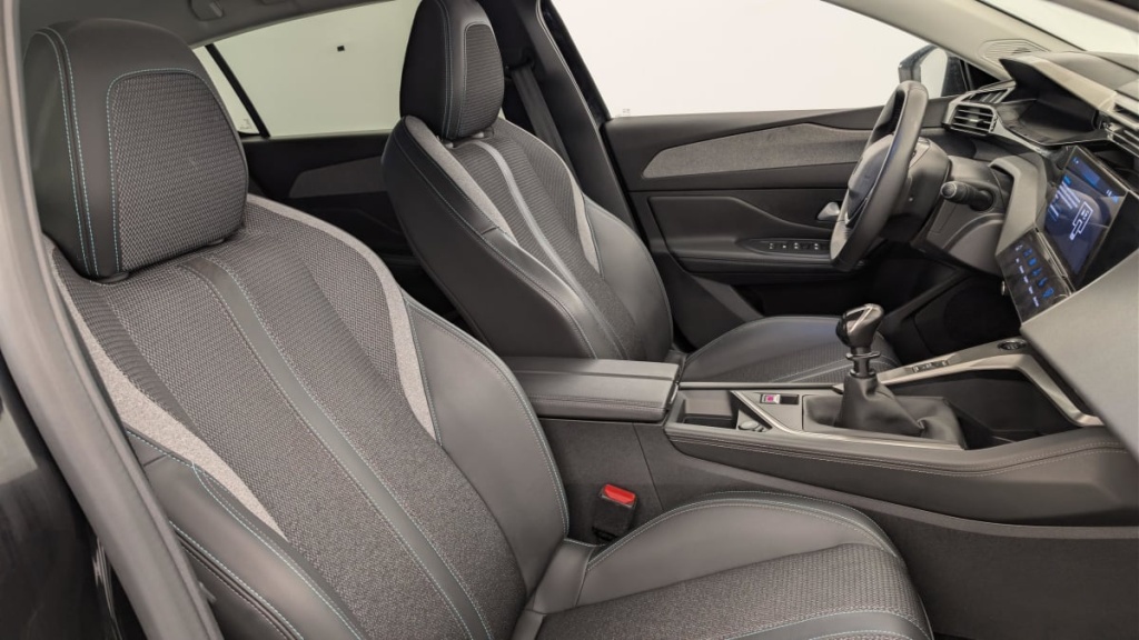 PEUGEOT 308 PureTech 130ch S S BVM6 Allure - ref: 1-367068 - Photo 9