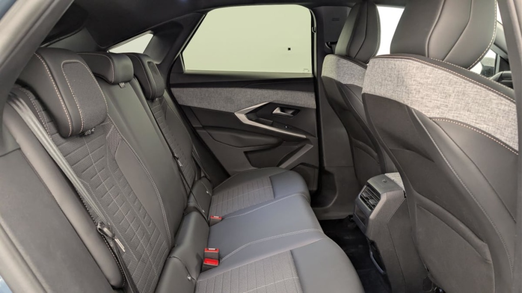 PEUGEOT 3008 HYBRID 136 E-DCS6 ALLURE - ref: 1-367145 - Photo 10