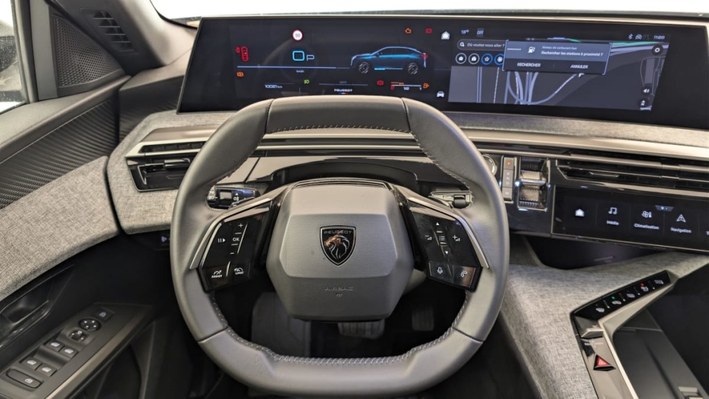 PEUGEOT 3008 HYBRID 136 E-DCS6 ALLURE - ref: 1-367149 - Photo 14