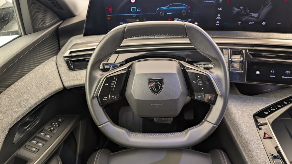 PEUGEOT 3008 HYBRID 136 E-DCS6 ALLURE - ref: 1-367151 - Photo 14