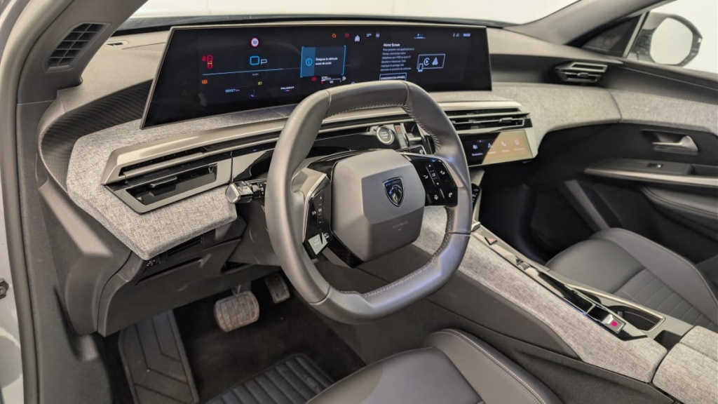 PEUGEOT 3008 HYBRID 136 E-DCS6 ALLURE - ref: 1-367160 - Photo 15