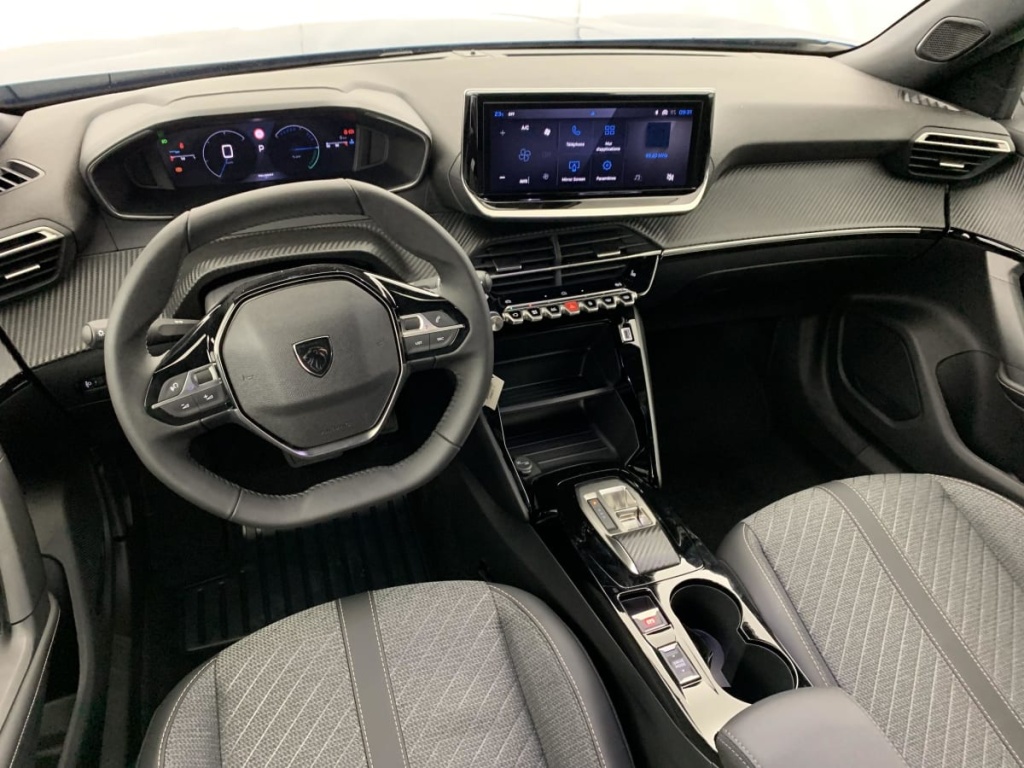 PEUGEOT 2008 Hybrid 145 e-DCS6 Allure - ref: 1-367210 - Photo 14