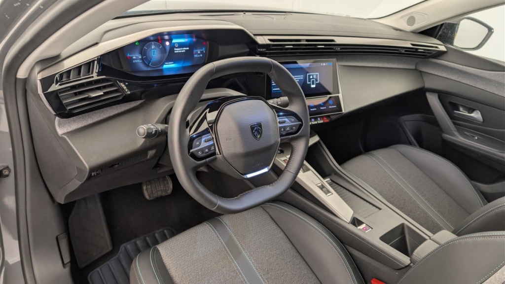 PEUGEOT 408 Hybrid 136 e-DCS6 Allure - ref: 1-367307 - Photo 15