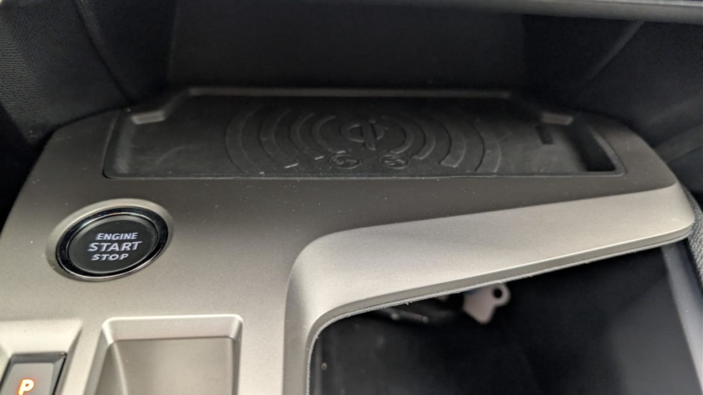 PEUGEOT 408 Hybrid 136 e-DCS6 Allure - ref: 1-367307 - Photo 20