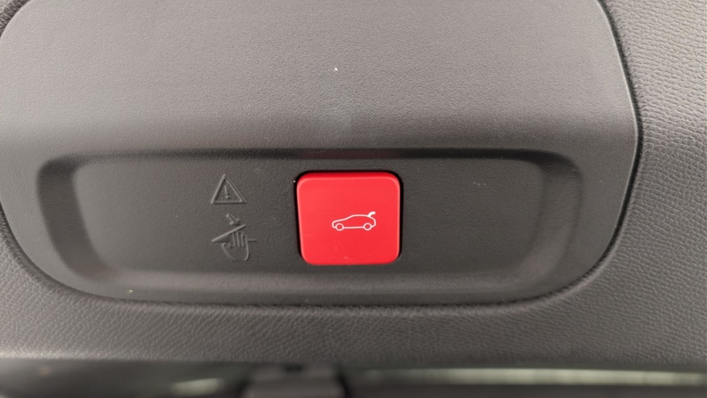 PEUGEOT 408 Hybrid 145 e-DCS6 GT - ref: 1-367369 - Photo 20