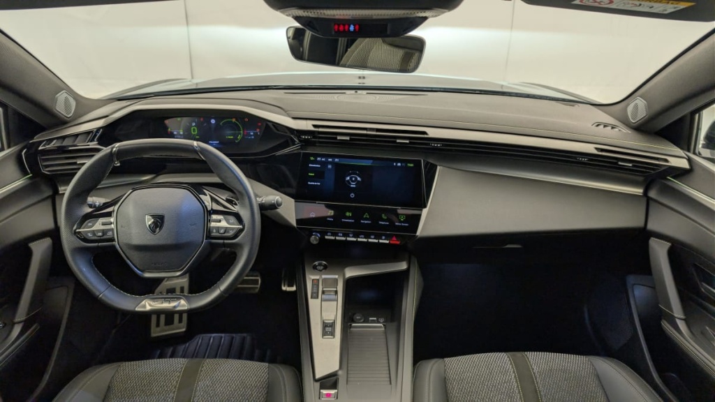 PEUGEOT 408 Hybrid 145 e-DCS6 GT - ref: 1-367372 - Photo 13