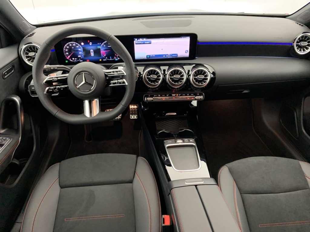 MERCEDES Classe A 200 d 8G-DCT AMG Line - ref: 1-367405 - Photo 13