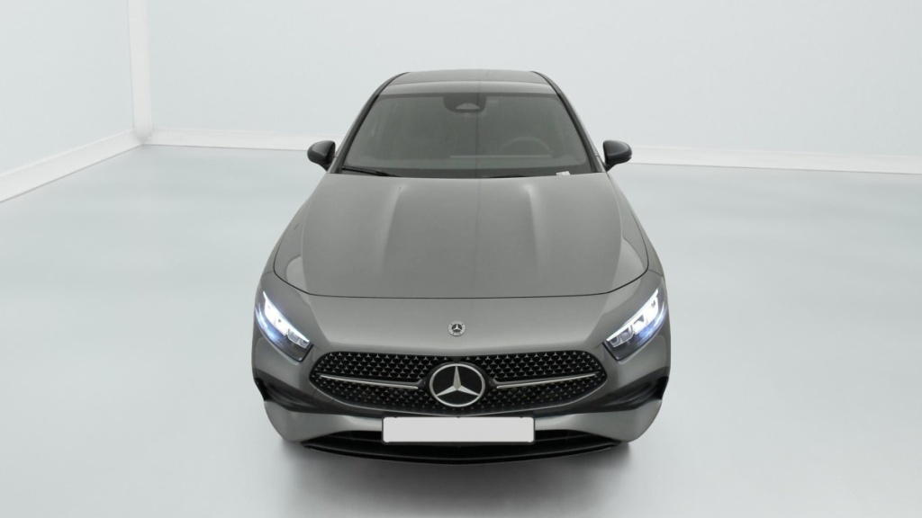 MERCEDES Classe A 250 e Hybrid EQ 8G-DCT AMG Line - ref: 1-367410 - Photo 2