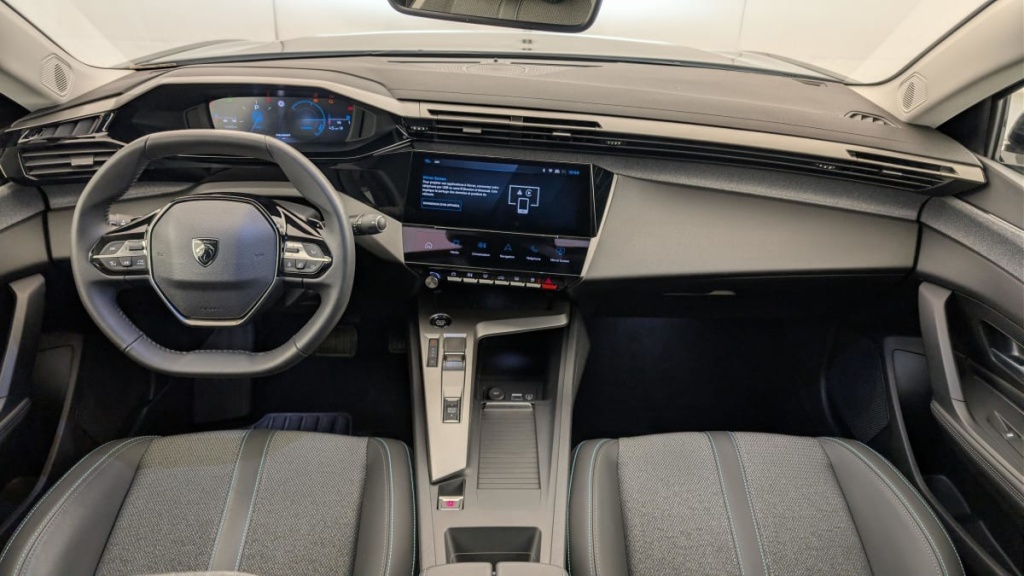 PEUGEOT 408 Hybrid 145 e-DCS6 Allure - ref: 1-367584 - Photo 13