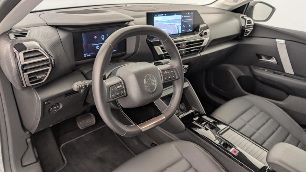 CITROEN C4 Hybride 136 e-DCS6 Max - ref: 1-367680 - Photo 15