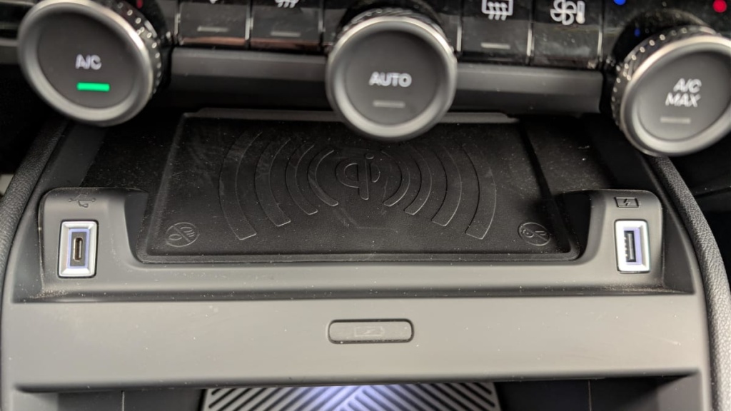 CITROEN C4 Hybride 136 e-DCS6 Max - ref: 1-367680 - Photo 20