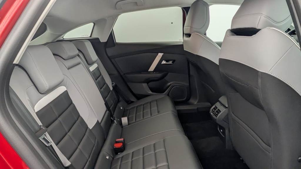 CITROEN C4 Hybride 136 e-DCS6 Max - ref: 1-367694 - Photo 10