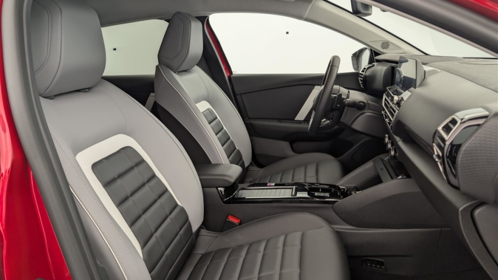 CITROEN C4 Hybride 136 e-DCS6 Max - ref: 1-367697 - Photo 9