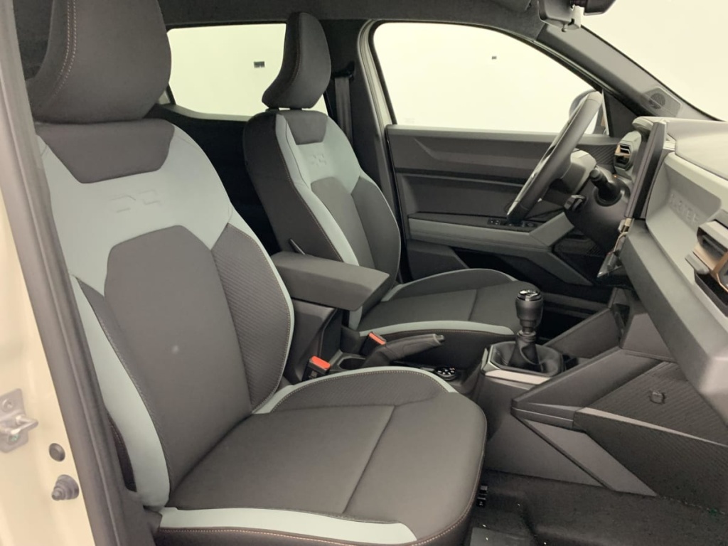 DACIA Duster Mild Hybrid 130 4x4 Extreme - ref: 1-367782 - Photo 9