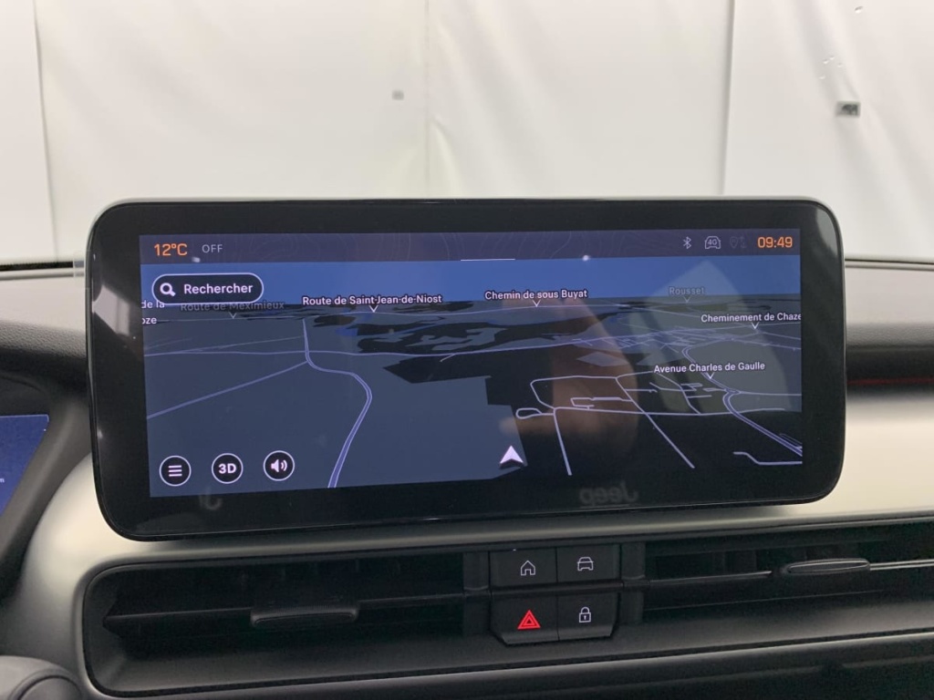 JEEP Avenger 1.2 Turbo T3 110 ch e-Hybrid BVR6 Summit - ref: 1-368132 - Photo 17