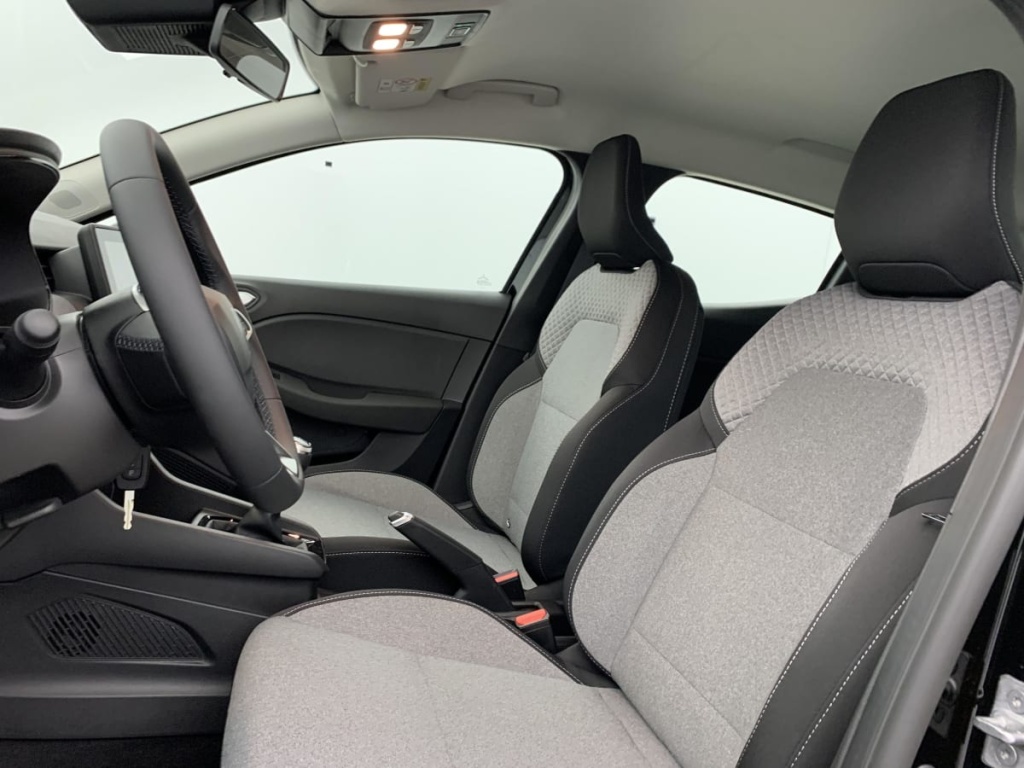 RENAULT Clio TCE 90 CH GSR2 EVOLUTION - ref: 1-368324 - Photo 16