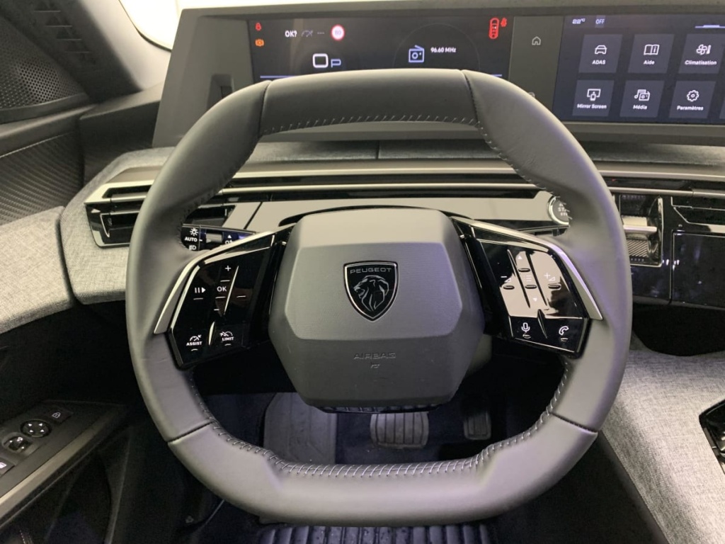 PEUGEOT 3008 Hybrid 145 e-DCS6 Allure - ref: 1-368555 - Photo 15