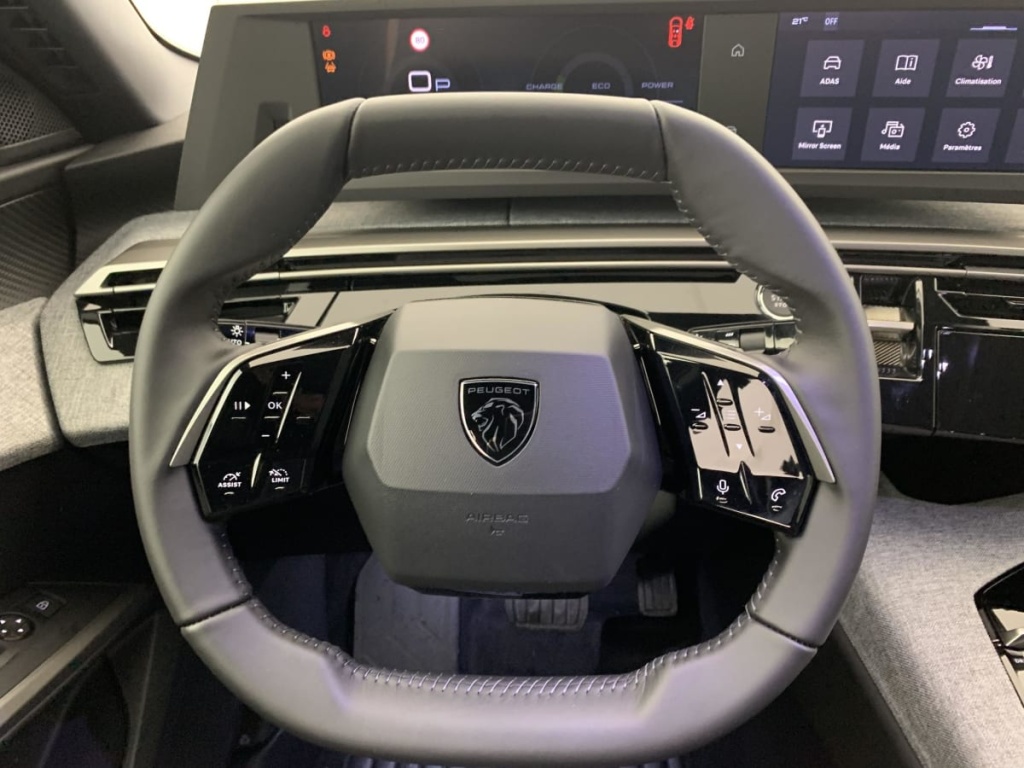 PEUGEOT 3008 Hybrid 145 e-DCS6 Allure - ref: 1-368580 - Photo 15