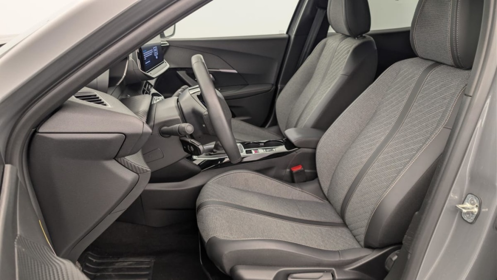 PEUGEOT 2008 100 S S BVM6 Allure - ref: 1-368841 - Photo 16