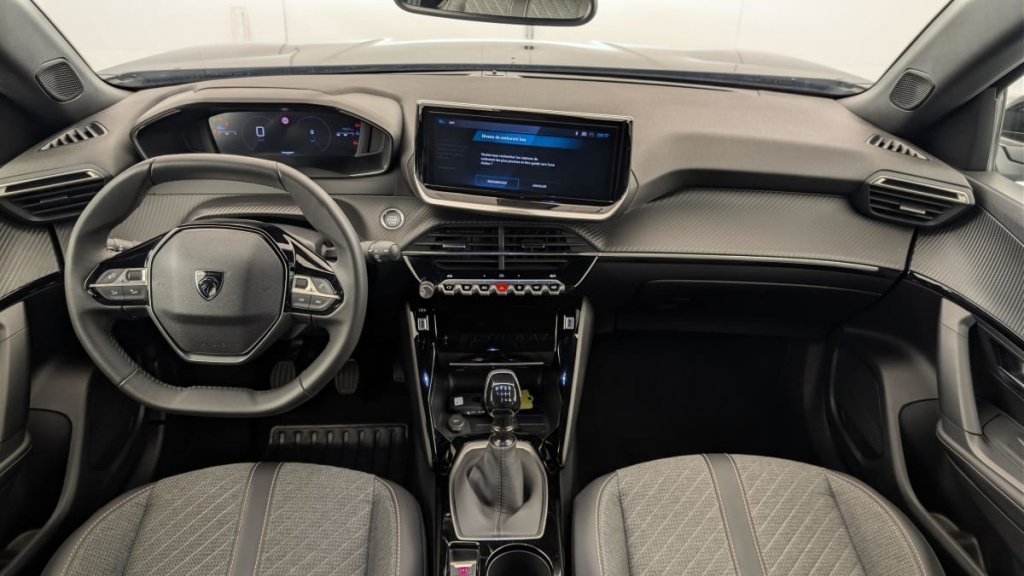 PEUGEOT 2008 100 S S BVM6 Allure - ref: 1-368880 - Photo 13