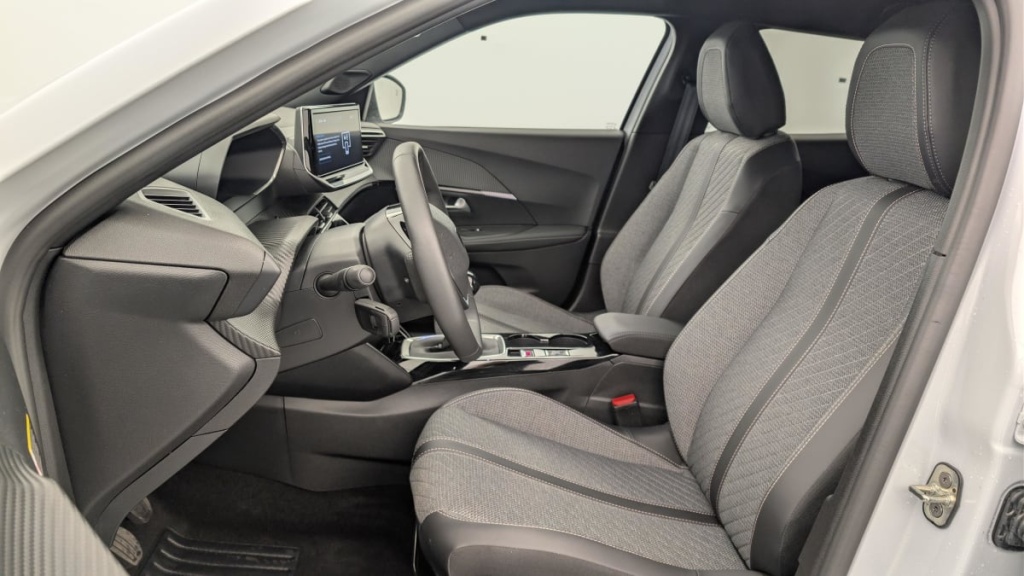 PEUGEOT 2008 100 S S BVM6 Allure - ref: 1-368889 - Photo 16