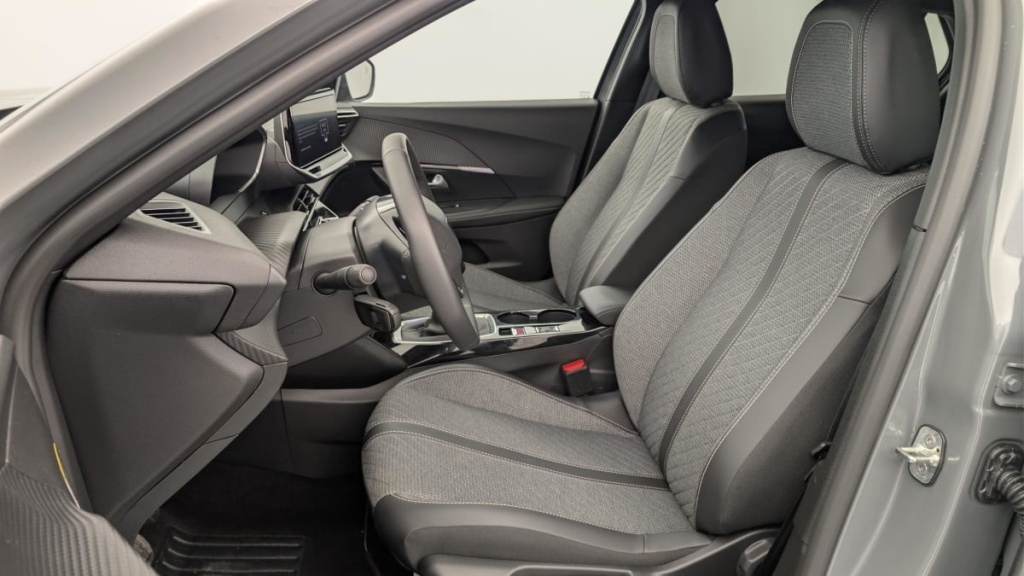 PEUGEOT 2008 100 S S BVM6 Allure - ref: 1-368892 - Photo 16