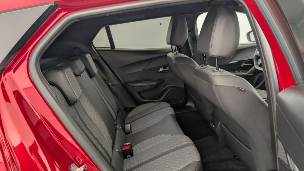 PEUGEOT 2008 100 S S BVM6 Allure - ref: 1-368924 - Photo 10