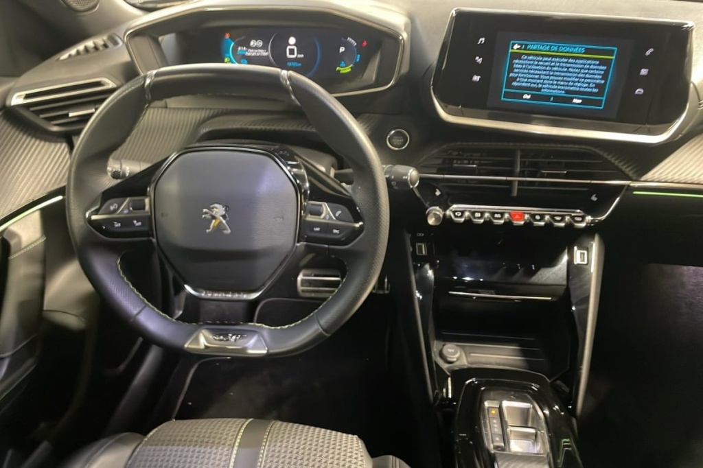 PEUGEOT 2008 136 ch GT - ref: 1-368953 - Photo 13