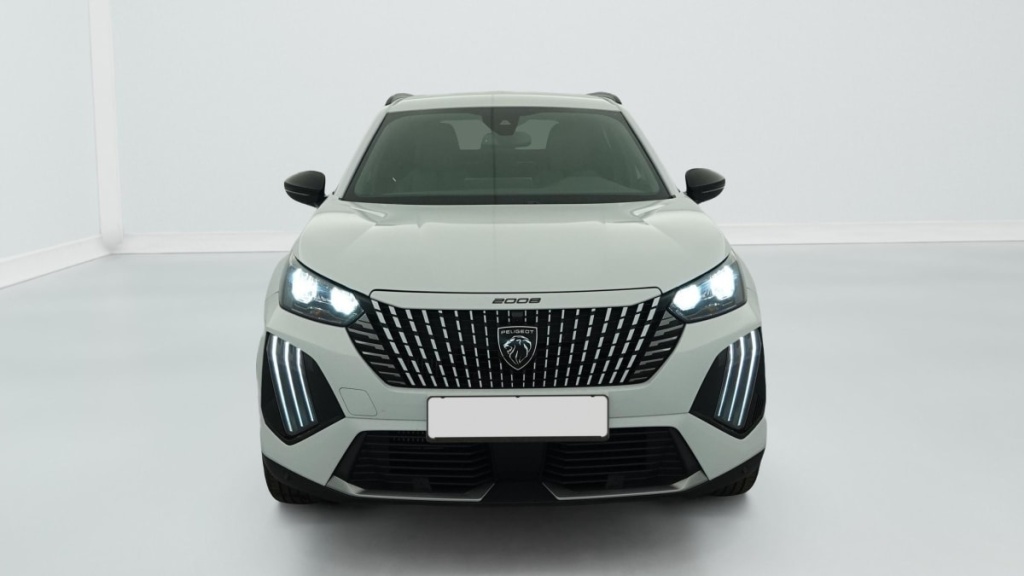 PEUGEOT 2008 Hybrid 136 e-DCS6 Allure - ref: 1-369029 - Photo 2