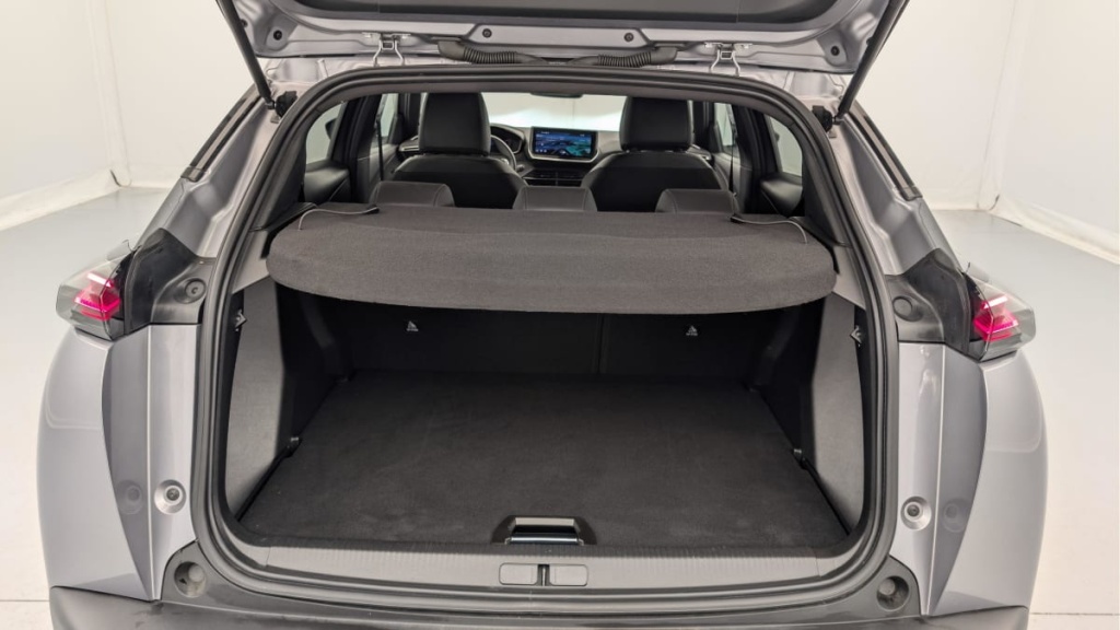 PEUGEOT 2008 Hybrid 136 e-DCS6 Allure - ref: 1-369038 - Photo 11