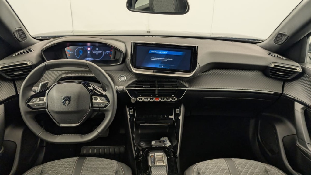 PEUGEOT 2008 Hybrid 136 e-DCS6 Allure - ref: 1-369096 - Photo 13