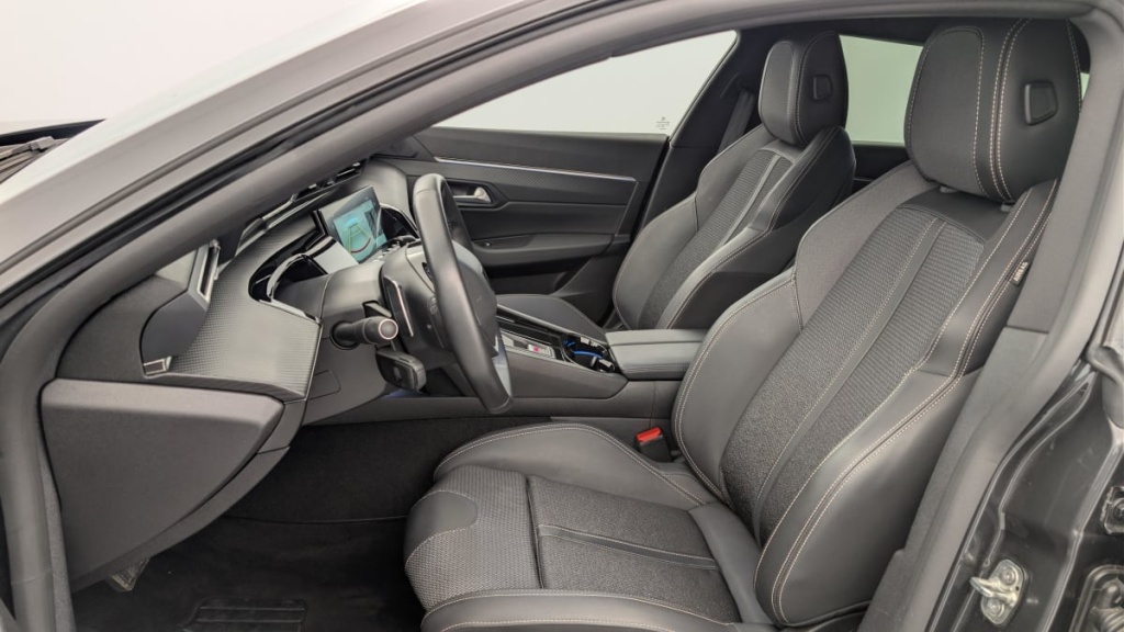 PEUGEOT 508 SW Hybrid 225 e-EAT8 Allure - ref: 1-369110 - Photo 16