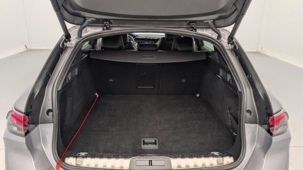 PEUGEOT 508 SW Hybrid 225 e-EAT8 Allure - ref: 1-369111 - Photo 11