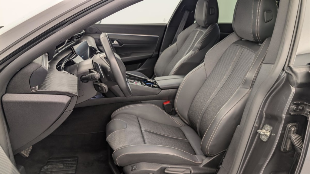 PEUGEOT 508 SW Hybrid 225 e-EAT8 Allure - ref: 1-369114 - Photo 16