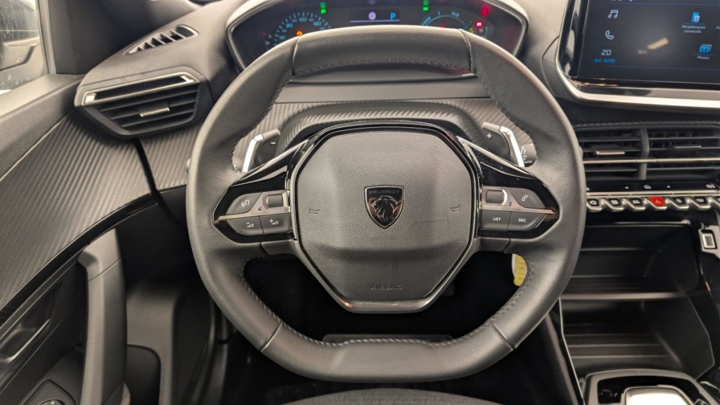 PEUGEOT 2008 Hybrid 136 e-DCS6 Style - ref: 1-369128 - Photo 14