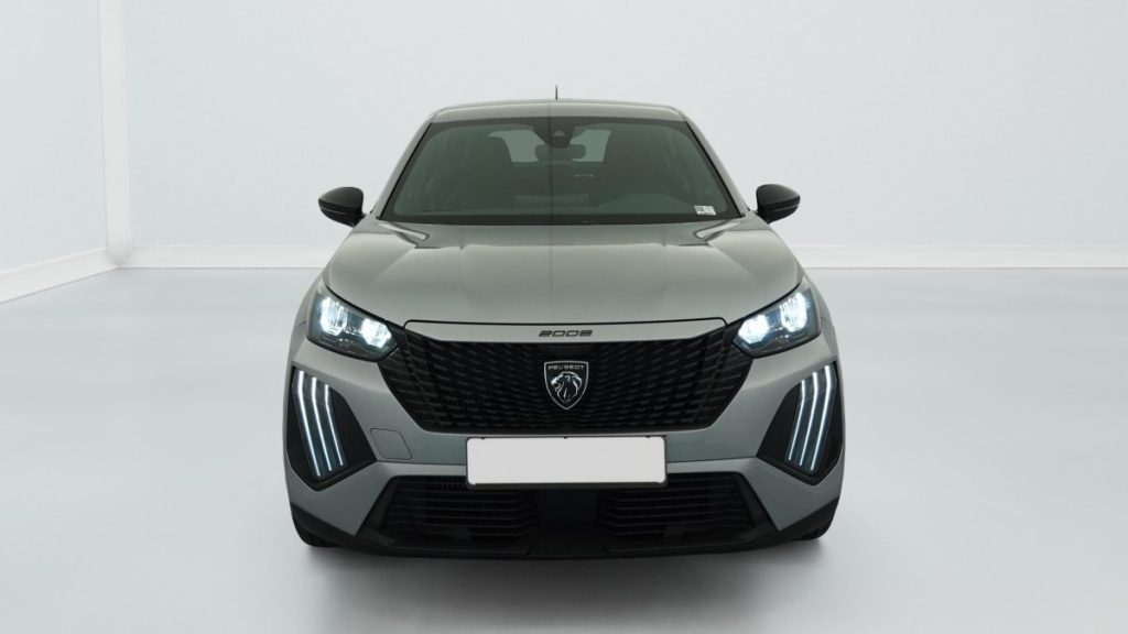 PEUGEOT 2008 Hybrid 136 e-DCS6 Style - ref: 1-369128 - Photo 2