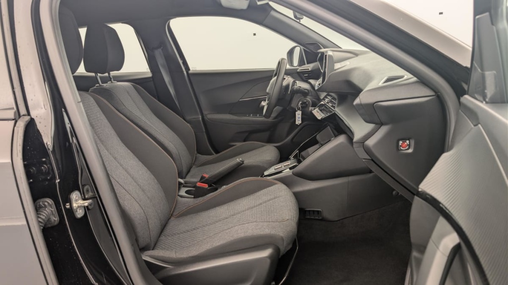 PEUGEOT 2008 Hybrid 136 e-DCS6 Style - ref: 1-369135 - Photo 9