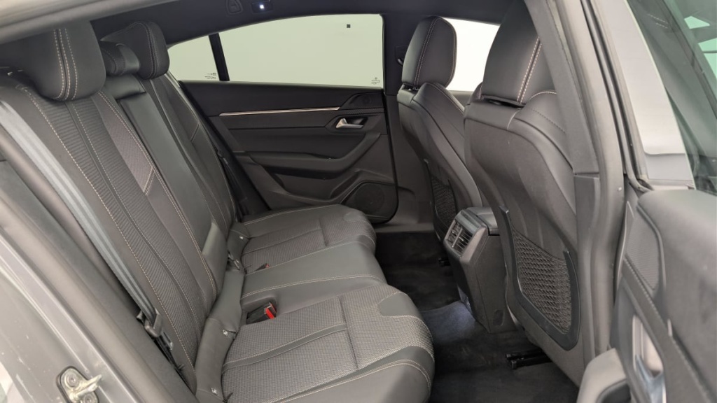 PEUGEOT 508 Hybrid 225 e-EAT8 Allure - ref: 1-369173 - Photo 10