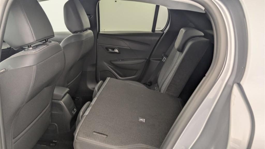 PEUGEOT 208 Hybrid 100 e-DCS6 Allure - ref: 1-369347 - Photo 12