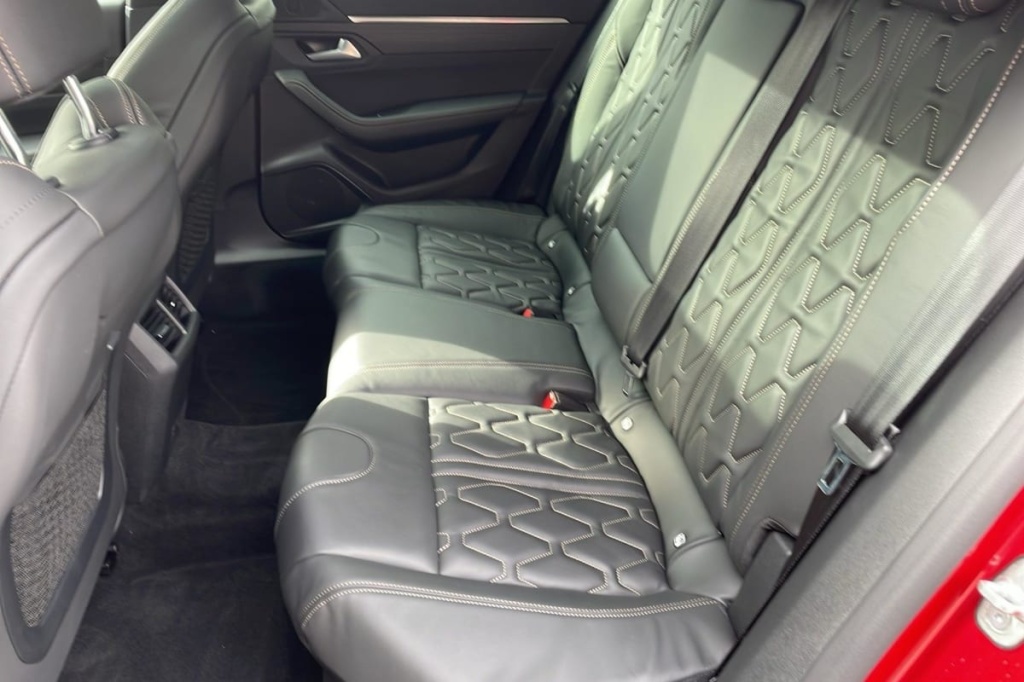 PEUGEOT 508 Hybrid 225 e-EAT8 GT - ref: 1-369356 - Photo 10