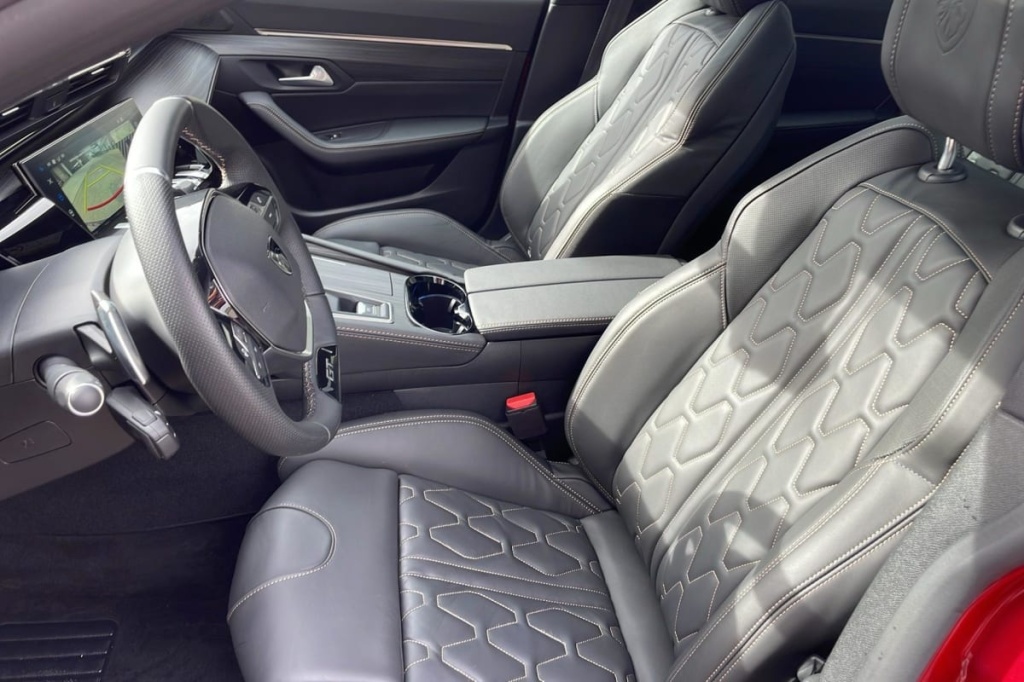 PEUGEOT 508 Hybrid 225 e-EAT8 GT - ref: 1-369356 - Photo 9