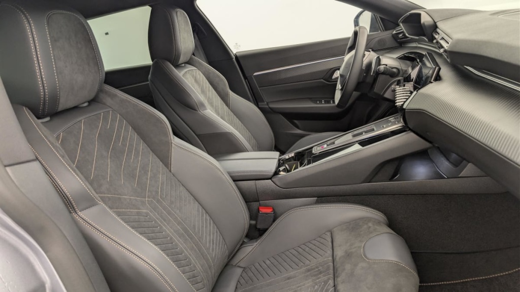 PEUGEOT 508 SW Hybrid 180 e-EAT8 Allure - ref: 1-369368 - Photo 9