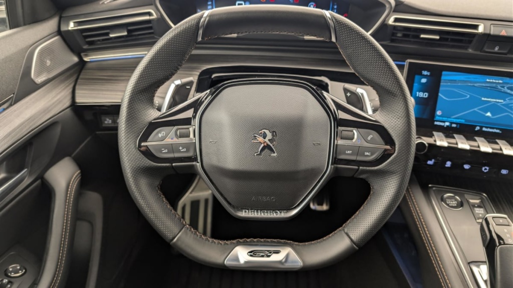 PEUGEOT 508 SW PureTech 130 ch S S EAT8 GT Pack - ref: 1-369370 - Photo 14