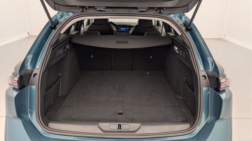 PEUGEOT 308 SW Hybrid 145 e-DCS6 Allure - ref: 1-369454 - Photo 11