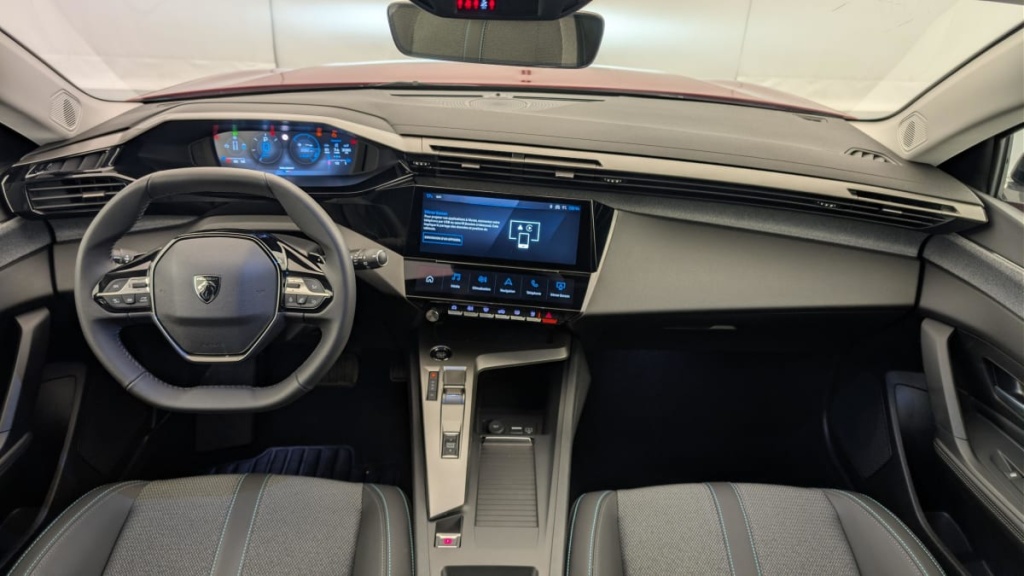 PEUGEOT 308 SW Hybrid 145 e-DCS6 Allure - ref: 1-369487 - Photo 13