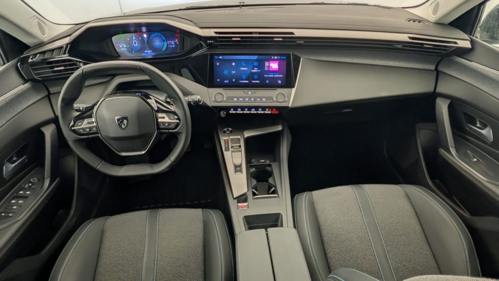 PEUGEOT 308 SW Hybrid 145 e-DCS6 Allure - ref: 1-369494 - Photo 12