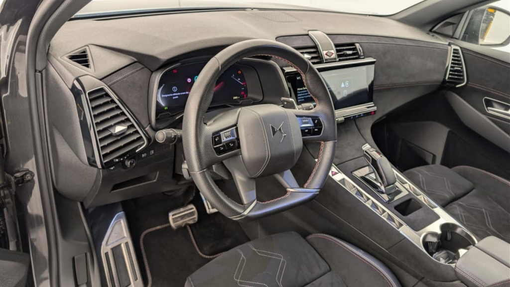 DS DS7 Hybride Rechargeable E-Tense 300 EAT8 4x4 Performance Line + - ref: 1-369543 - Photo 15