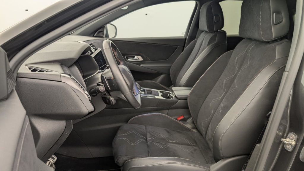 DS DS7 Hybride Rechargeable E-Tense 300 EAT8 4x4 Performance Line + - ref: 1-369543 - Photo 16